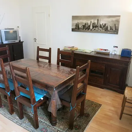 Haus Merlin بيت ضيافة