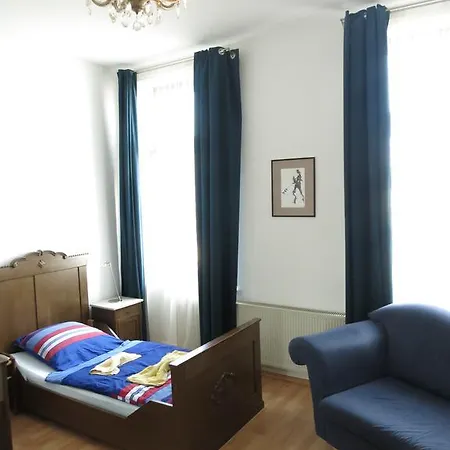 Haus Merlin بيت ضيافة *